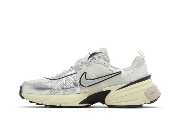Кроссовки Nike Men's V2K Run 'Pure Platinum Metallic Silver'