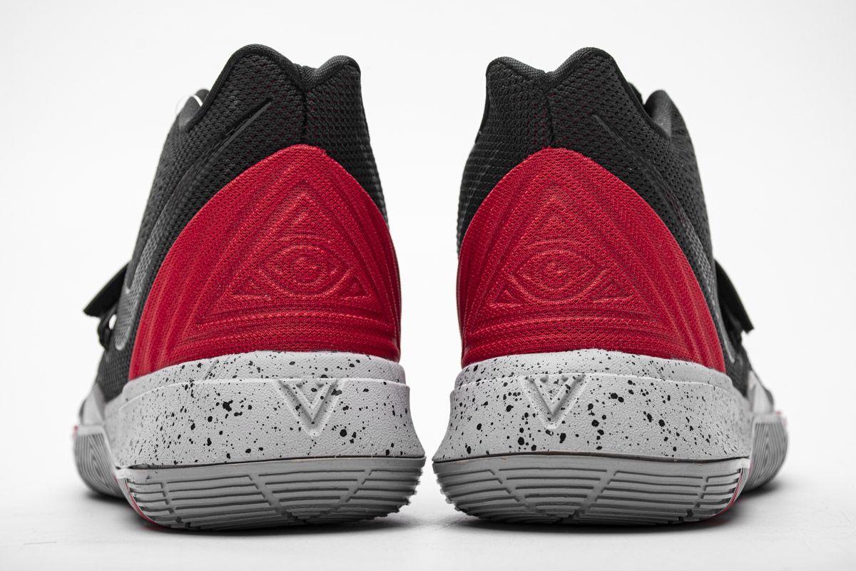Kyrie-5-Bred-7