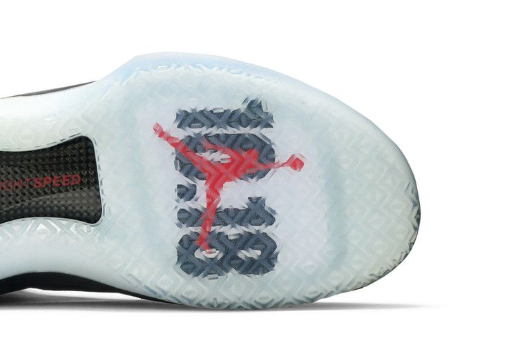 air-jordan-32-mj-day-aa1253-001_04