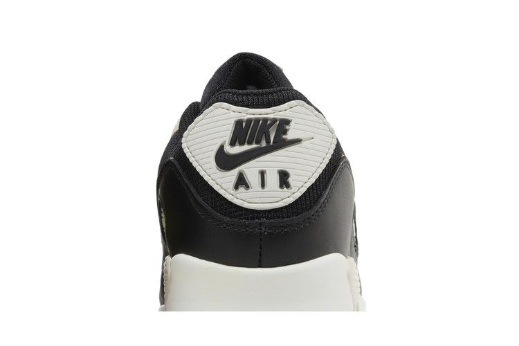wmns-air-max-90-black-metallic-gold-db9578-001_06