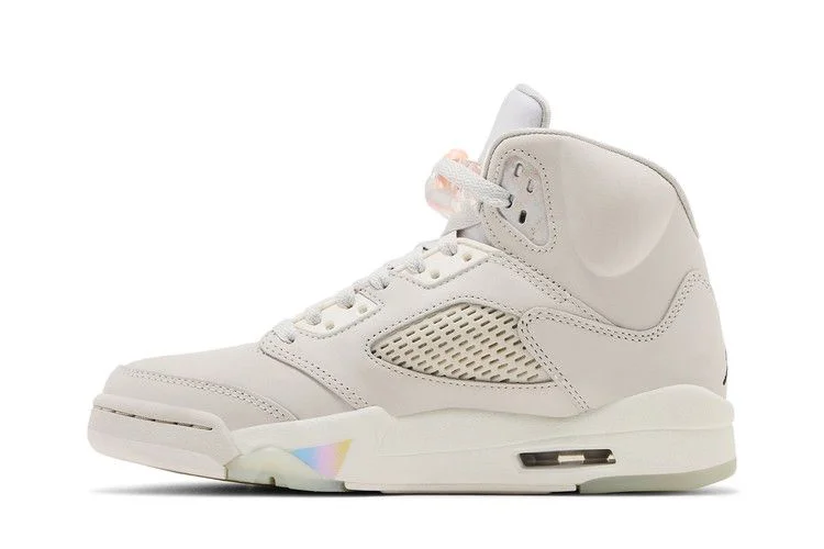 Кроссовки Wmns Air Jordan 5 Retro 'Year of the Snake'
