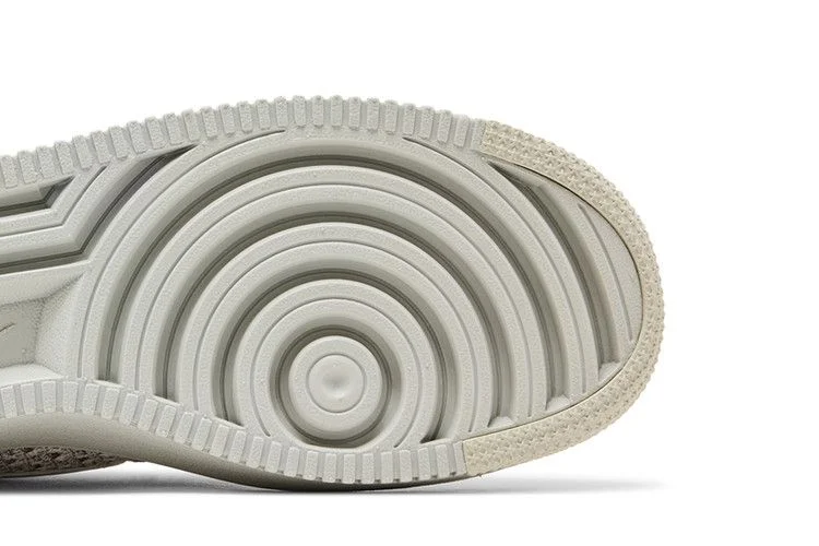 Кроссовки Nike Air Force 1 Flyknit 2.0 'Light Bone'