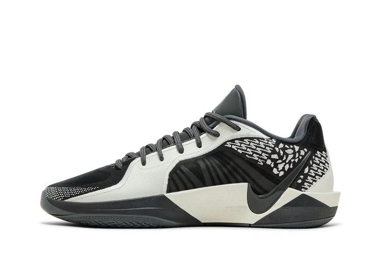 Krossovki-Nike-Wmns-Sabrina-2-Iron-Grey-2