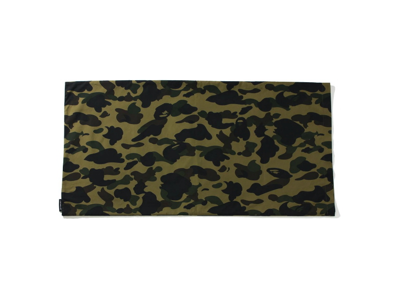 Наволочка BAPE 1st Camo Medium Pillow Case Green