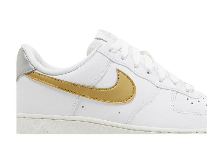 wmns-air-force-1-07-white-metallic-gold-dd8959-106_01