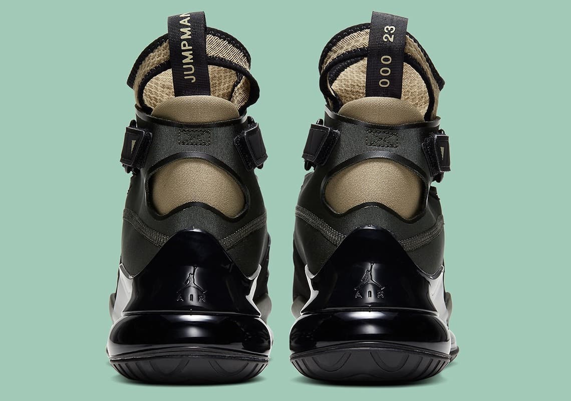 Кроссовки Wmns Jordan Air Latitude 720 Sequoia
