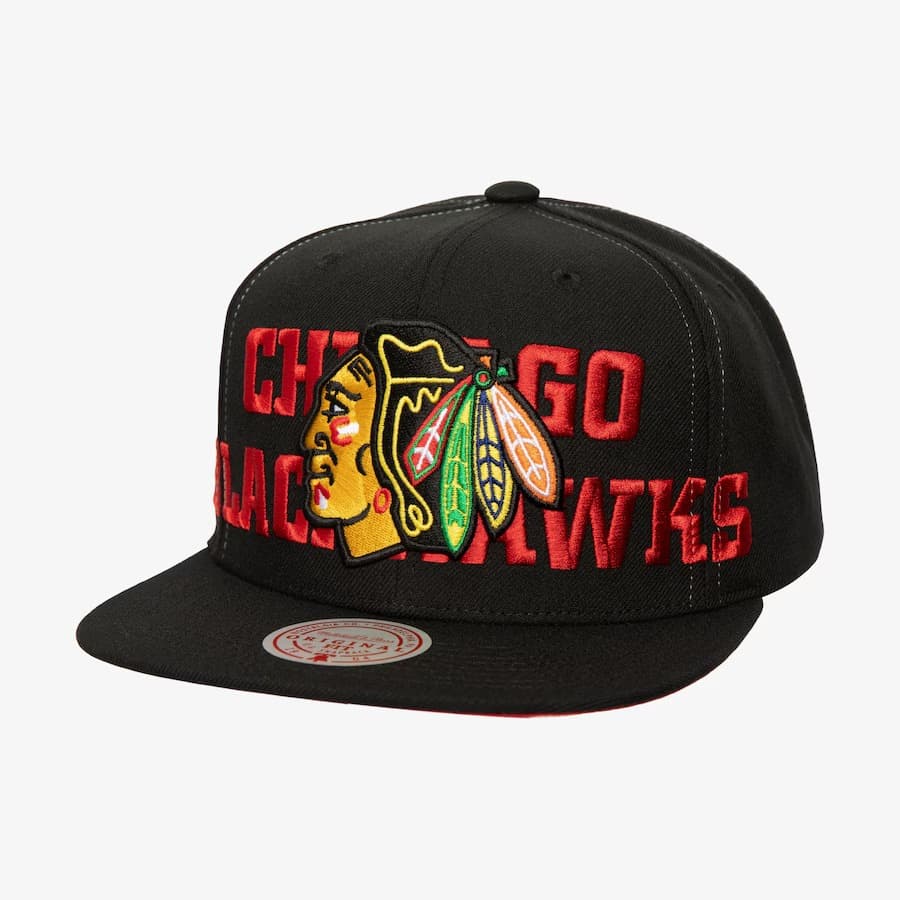 Бейсболка Mitchell & Ness Black Chicago Blackhawks Day 4 Snapback Hat
