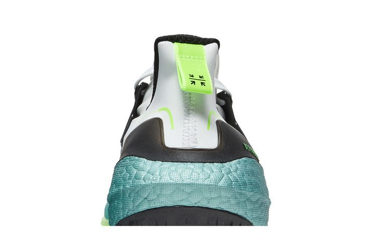 Кроссовки Adidas UltraBoost 21 Cold.Rdy 'White Signal Green'