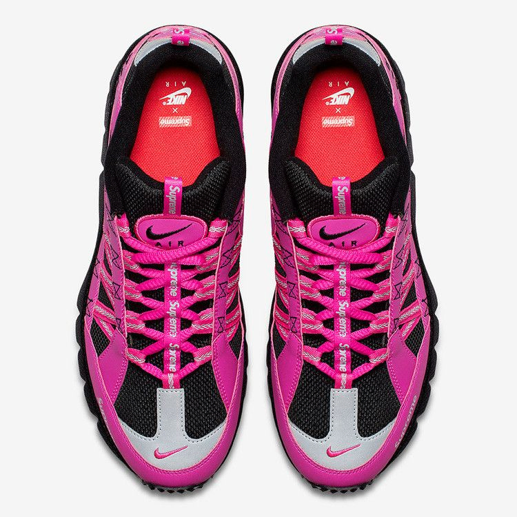 Кроссовки Supreme x Nike Air Humara 17 'Pink'