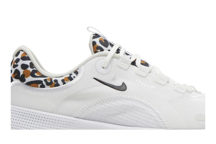 wmns-react-escape-run-white-leopard-dm3083-100_01