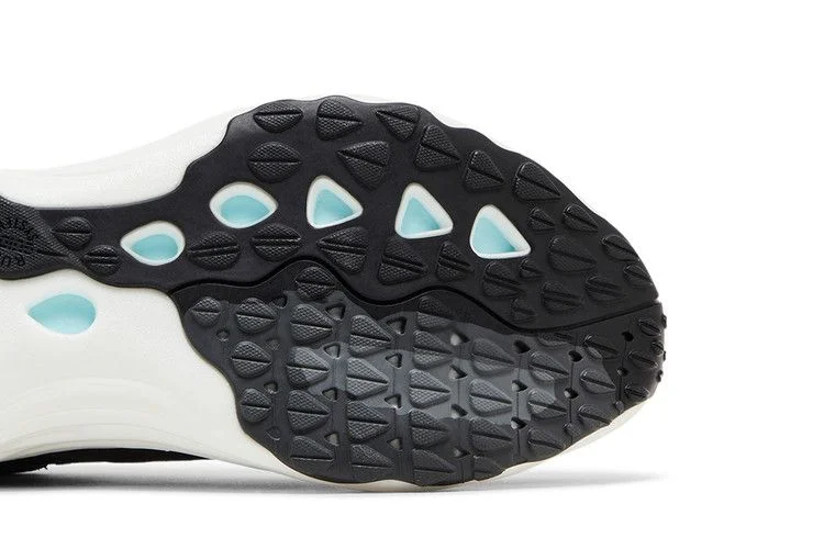 Krossovki-Puma-ForeverRun-Nitro-Black-White-4