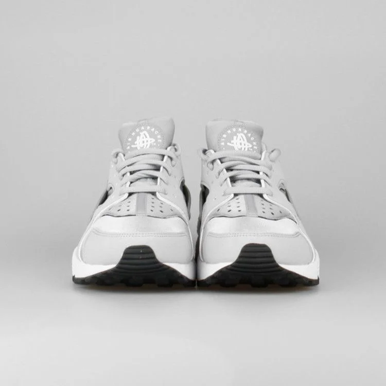 Кроссовки Nike Wmns Air Huarache Run 'Wolf Grey'
