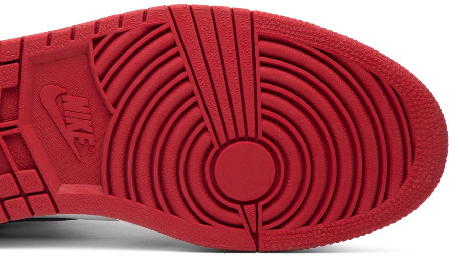 Кроссовки Air Jordan 1 Retro Chicago Bulls Patent 2003