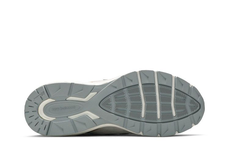 990v5-kawhi-m990bb25_03