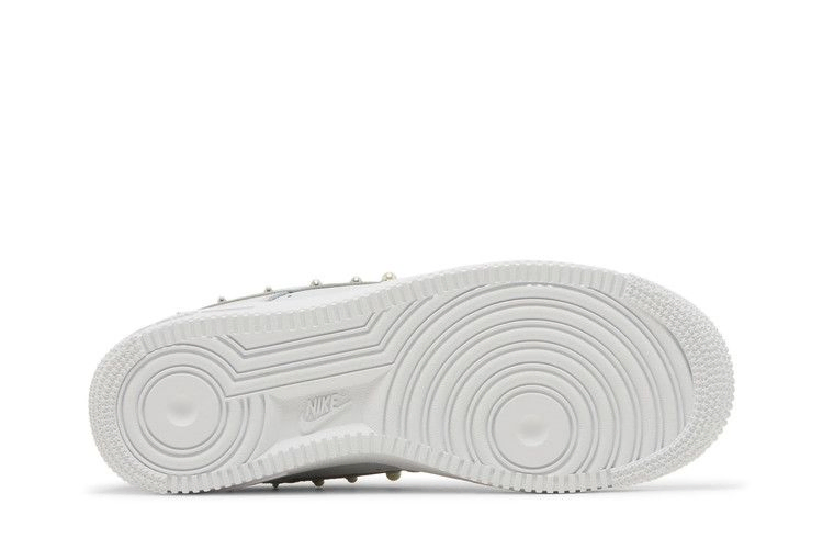 Кроссовки Nike Wmns Air Force 1 07 SE 'Pearl Swoosh - Pure Platinum'