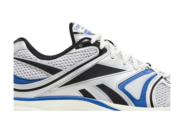 Krossovki-Reebok-Premier-Road-Plus-6-Silver-Metallic-Vector-Blue-1