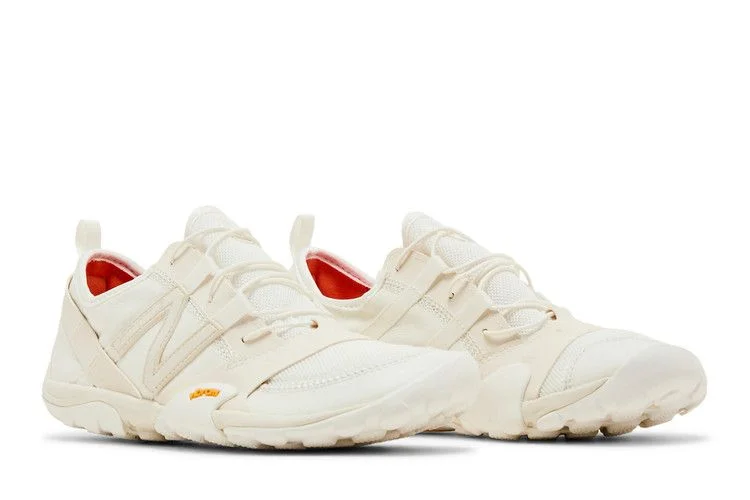 Krossovki-Issey-Miyake-x-New-Balance-MT10O-Sea-Salt-7