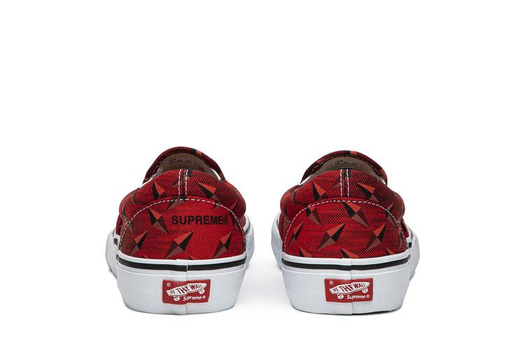 Кроссовки Vans Supreme x Classic Slip-On Pro 'Diamond Plate Red'