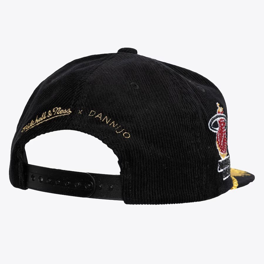 Бейсболка Mitchell & Ness x DANNIJO Black Miami Heat Snapback Hat