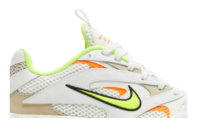 wmns-zoom-air-fire-summit-white-volt-cw3876-104_01