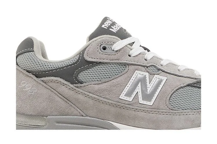 Krossovki-New-Balance-993-Made-in-USA-Grey-White-1