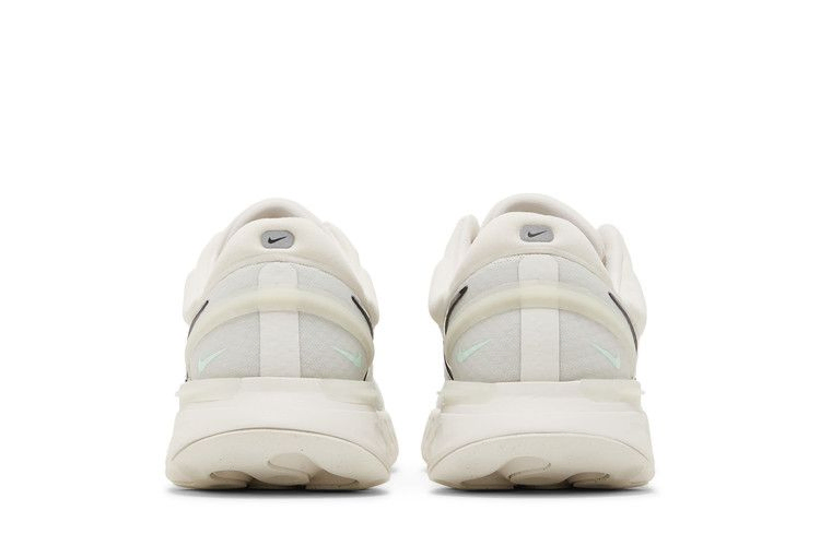 react-miler-3-phantom-light-bone-dd0490-004_05