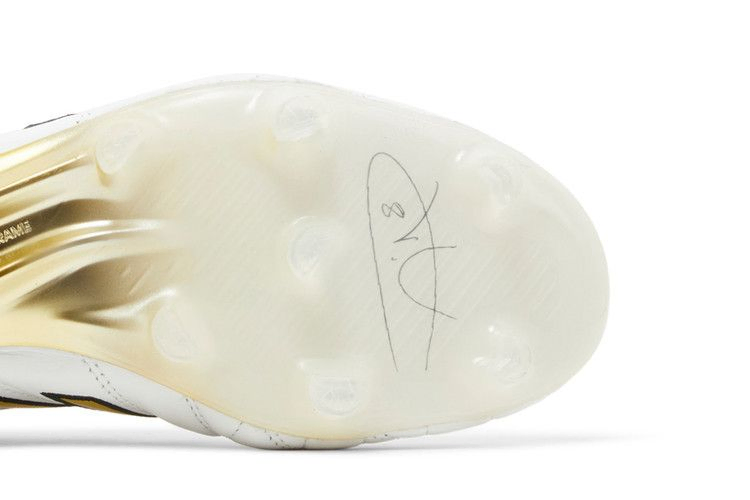 Кроссовки Toni Kroos x adidas 11Pro FG 'White Gold Metallic'