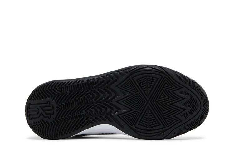 kyrie-flytrap-6-gs-white-black-dq8094-101_03