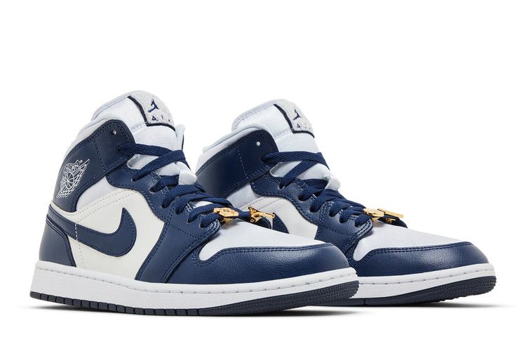 wmns-air-jordan-1-mid-midnight-navy-gold-charms-fz8777-044_07
