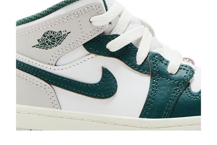 air-jordan-1-mid-se-td-oxidized-green-fq8086-103_01