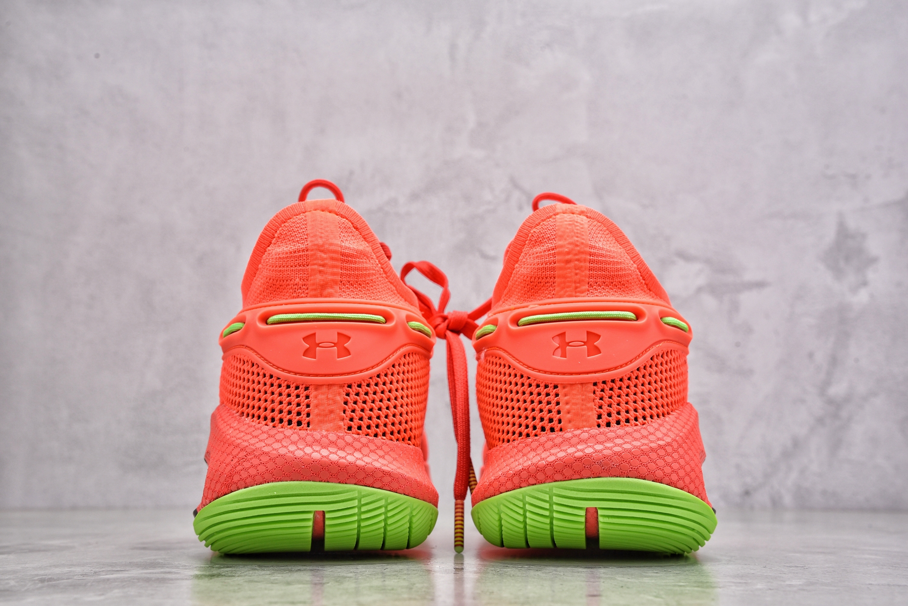 Кроссовки Under Armour Curry 6 Roaracle