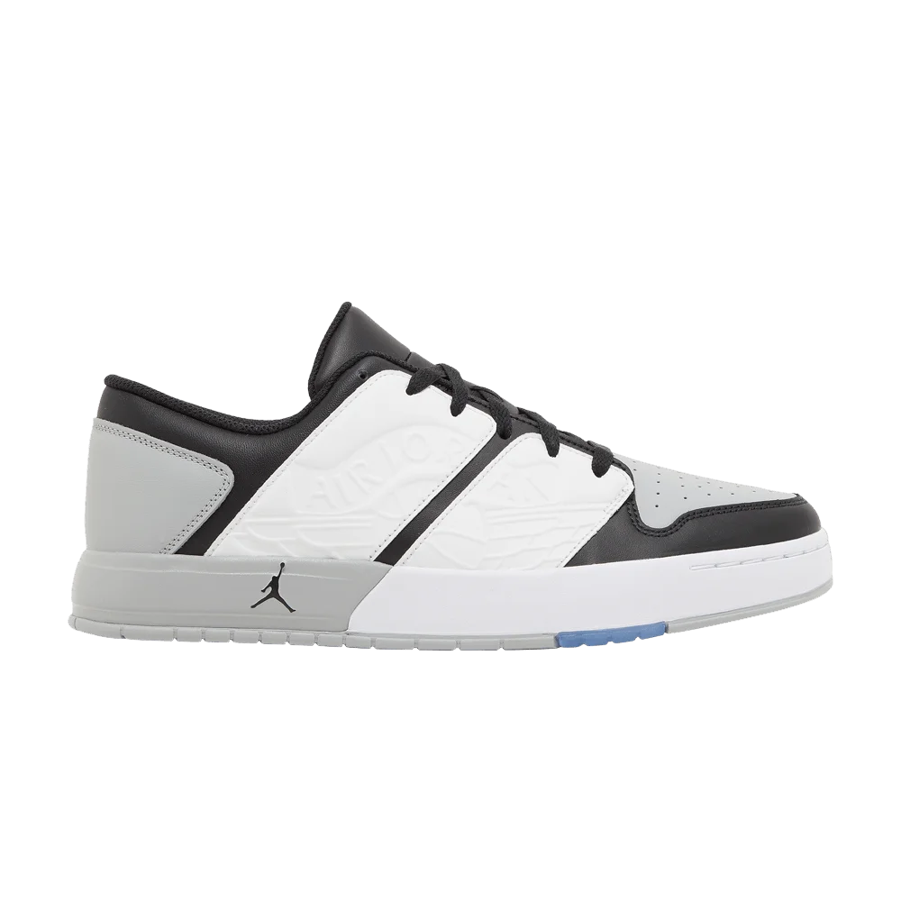 Krossovki-Air-Jordan-Nu-Retro-1-Low-Light-Smoke-Grey