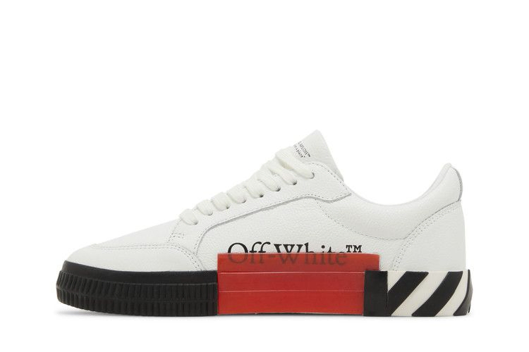 off-white-vulc-sneaker-white-black-2023-omia085c99lea003-0110_02
