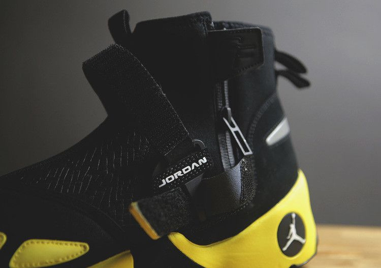 solefly-x-jordan-trunner-lx-high-ao4689-012_03