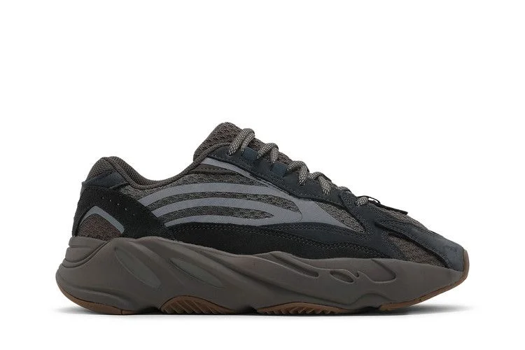 Krossovki-adidas-Yeezy-Boost-700-V2-Mauve-8