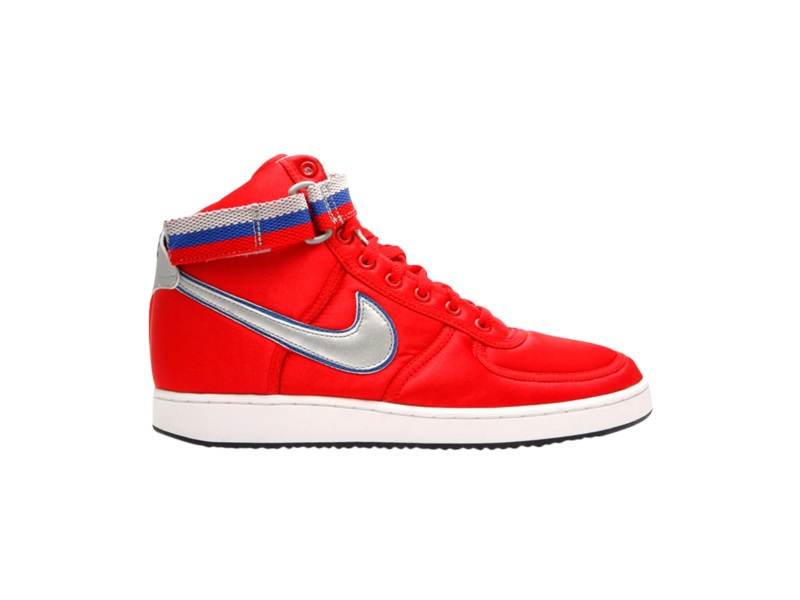 Кроссовки Nike Vandal Supreme Samba Red
