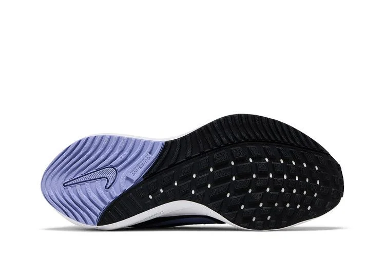 Krossovki-Nike-Wmns-Air-Zoom-Vomero-16-Black-Light-Thistle-3
