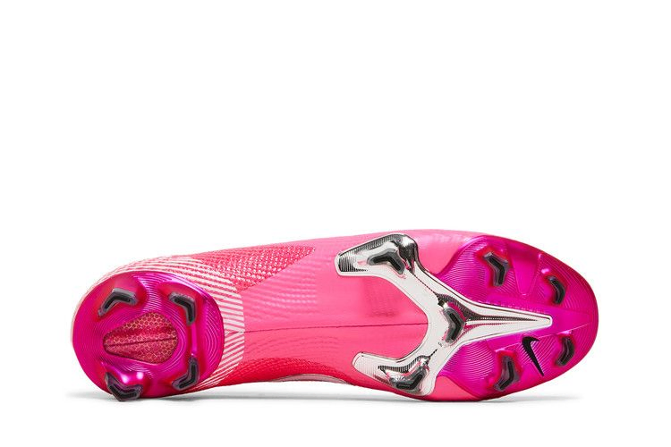 kylian-mbappe-x-mercurial-vapor-13-elite-fg-pink-panther-db5603-611_03