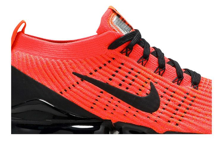 Кроссовки Nike Air VaporMax 3.0 'Flash Crimson'