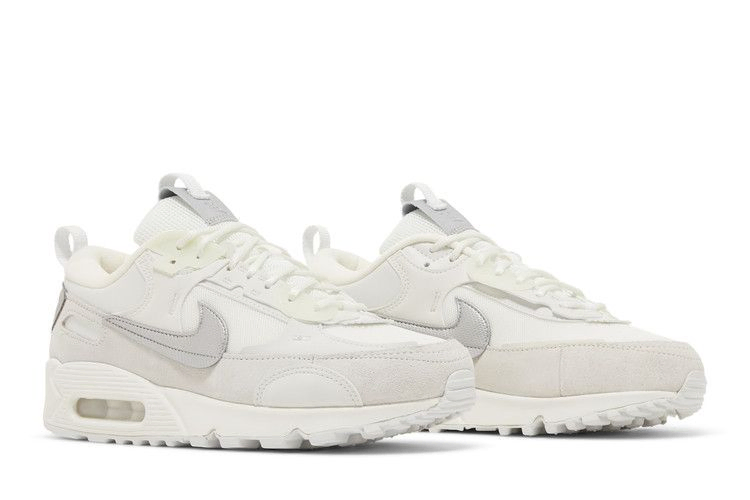 wmns-air-max-90-futura-white-metallic-silver-fb1877-110_07
