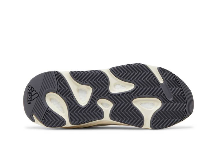 Кроссовки adidas Yeezy Boost 700 'Analog' 2023