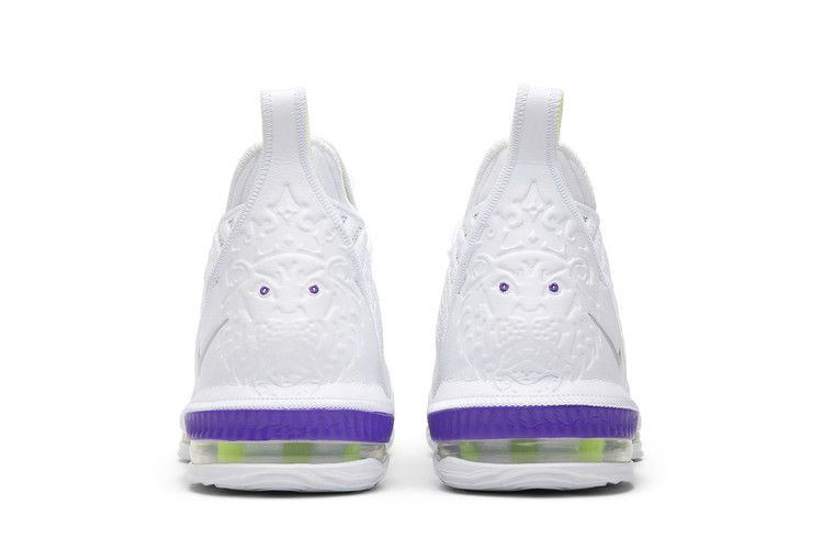 Кроссовки Nike LeBron 16 'Buzz Lightyear'