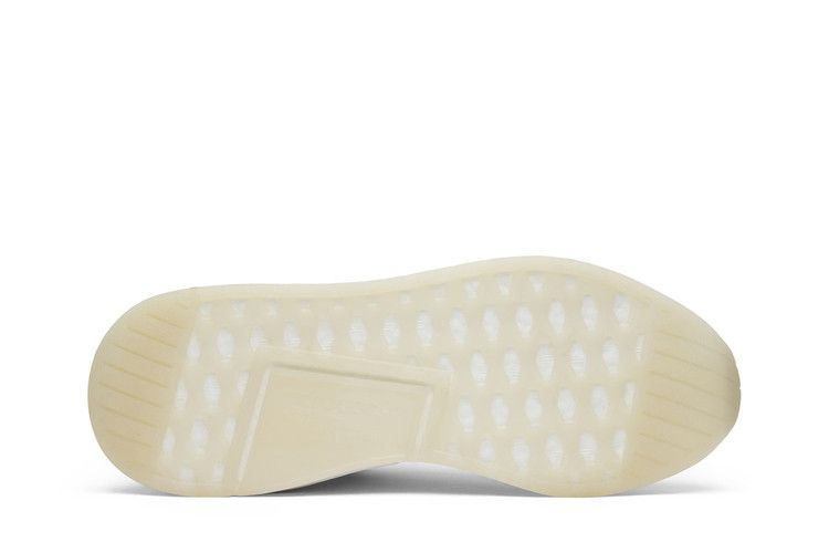 nmd_r2-running-white-cq2401_03