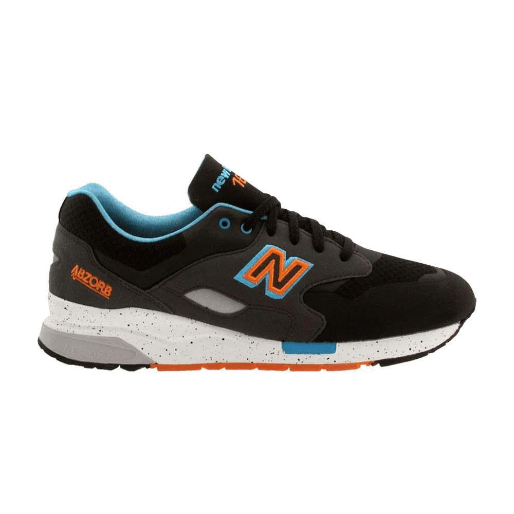 Krossovki-New-Balance-1600-1