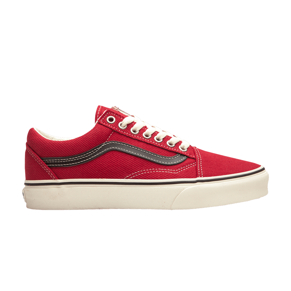 old-skool-chili-pepper-vn0a4bv521j