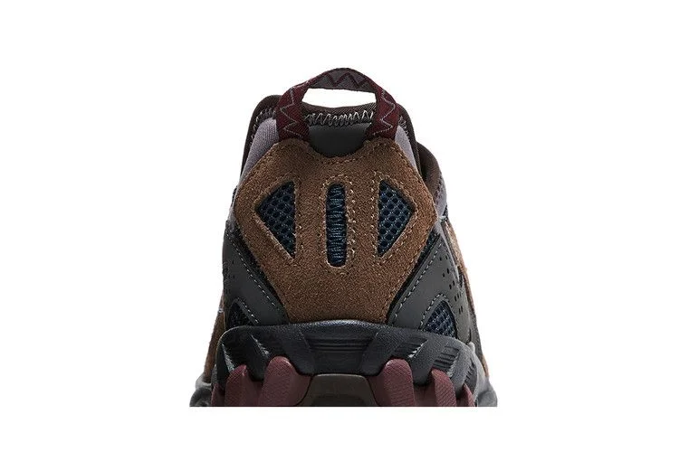 Krossovki-Tokyo-Design-Studio-x-New-Balance-610S-Outerspace-Dark-Mushroom-6