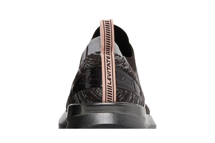 Кроссовки Brooks Wmns Levitate 4 'Black Coral Cloud'