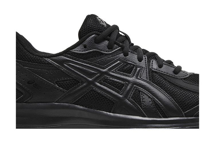 jog-100s-triple-black-1201a325-001_01