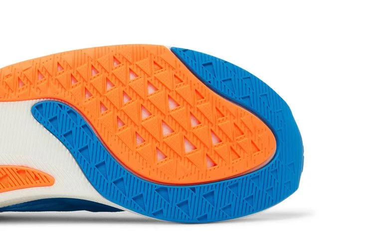 Krossovki-New-Balance-FuelCell-Rebel-v2-Laser-Blue-White-4