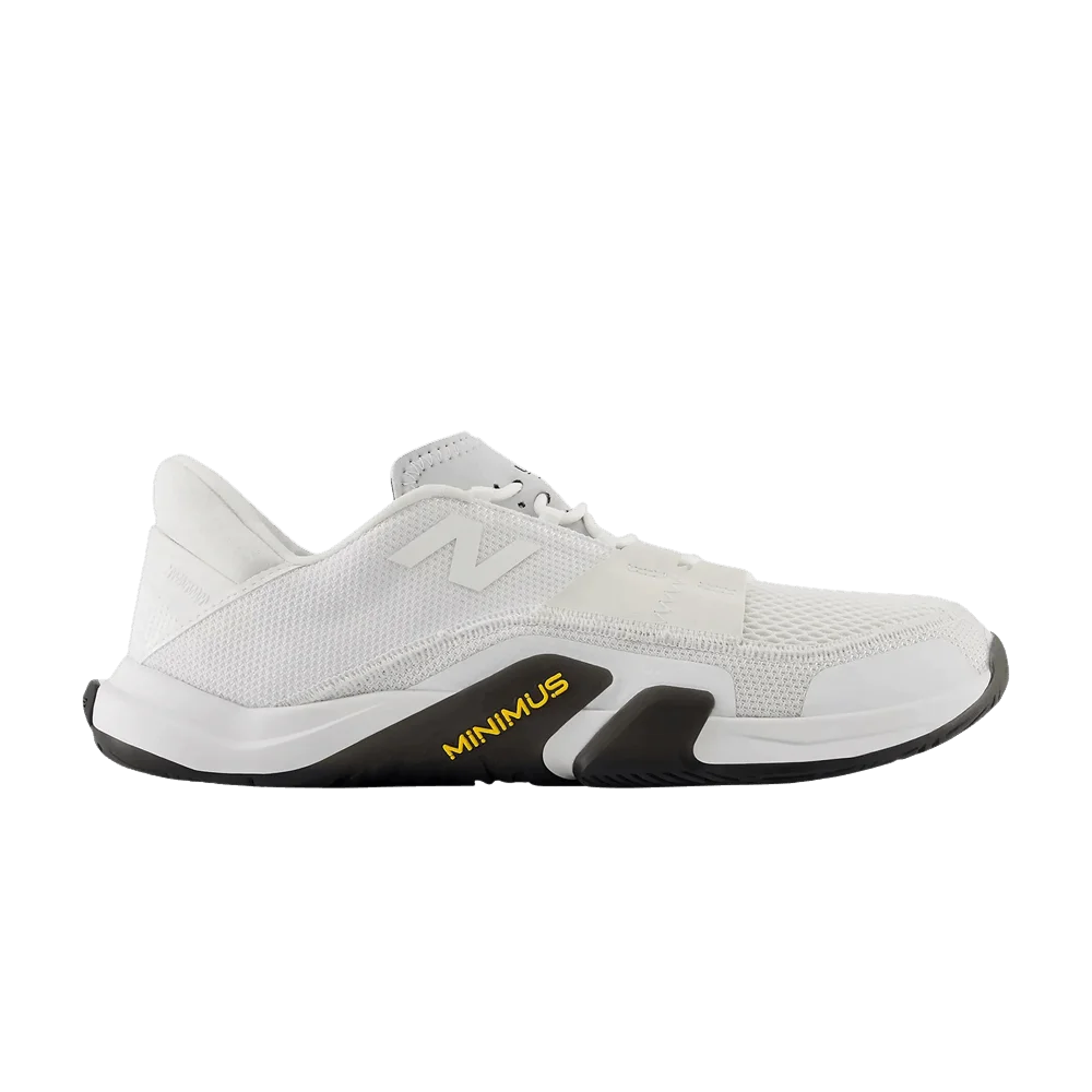 Krossovki-New-Balance-Minimus-TR-V2-White-Black-Satsuma-Orange